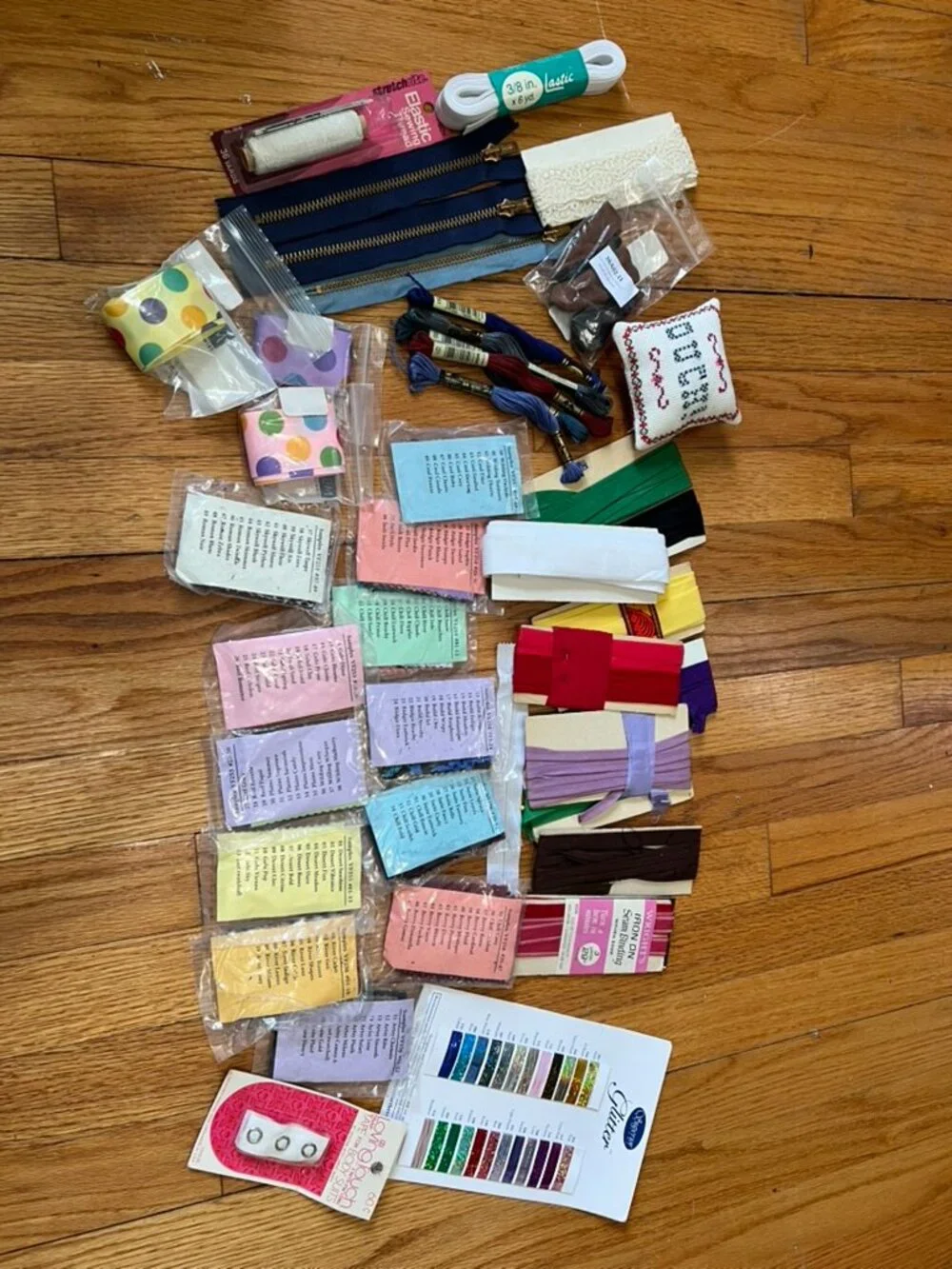 Mixed Sewing Notions Craft Supply Lot Zippers Elastic Trim Embroidery Floss